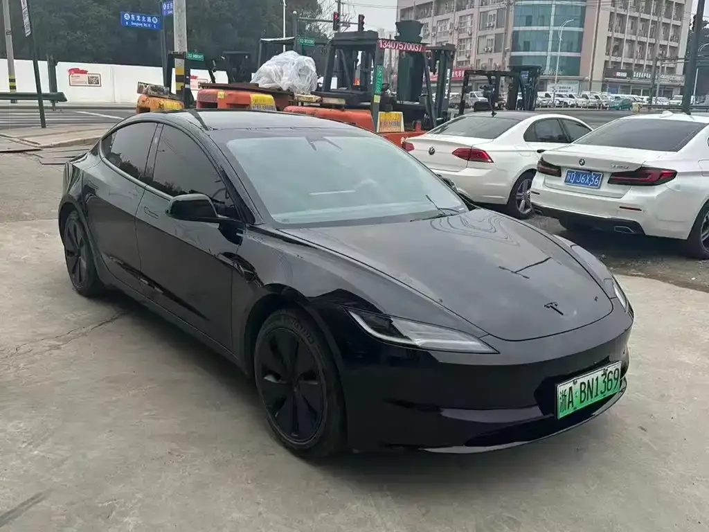 Tesla Model 3 2023 из CN, фото 9