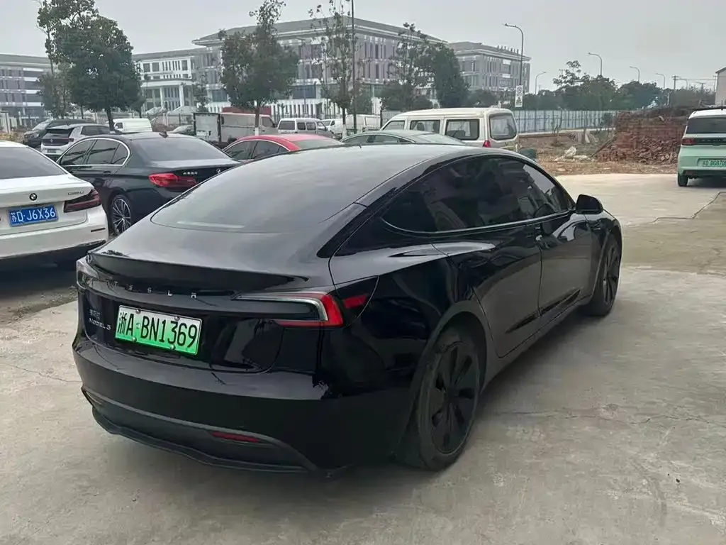 Tesla Model 3 2023 из CN, фото 6