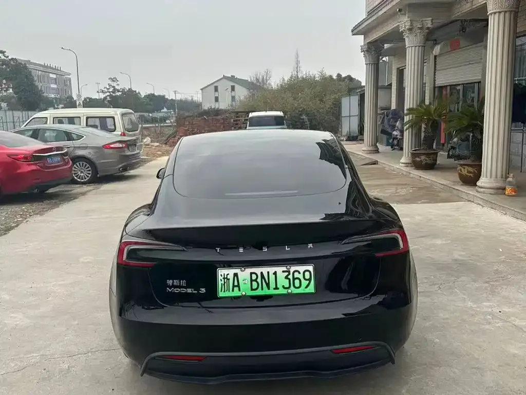 Tesla Model 3 2023 из CN, фото 5