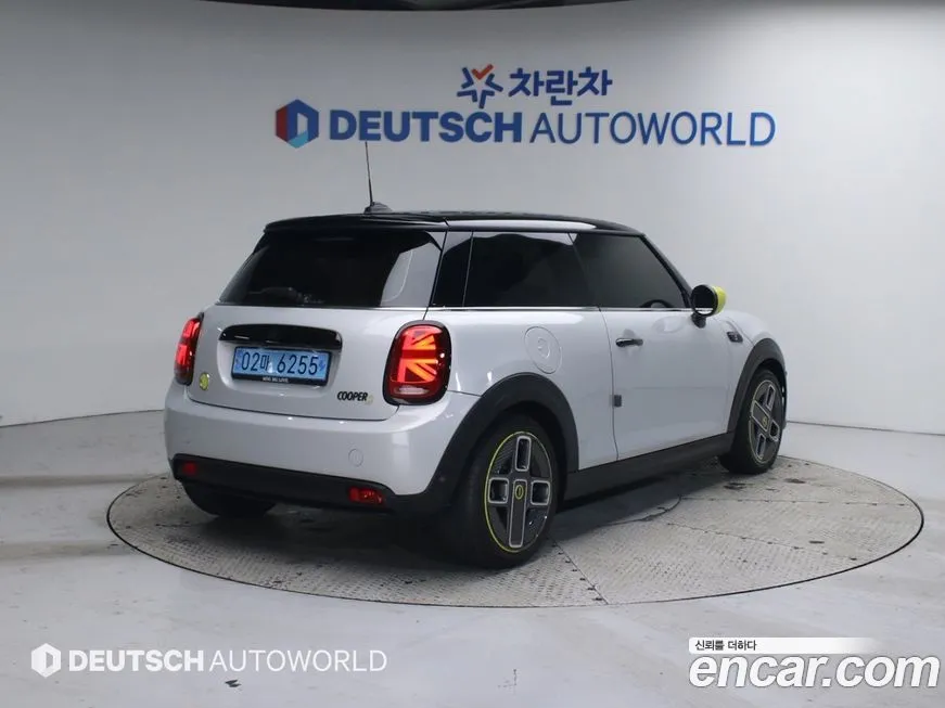 Mini Cooper 2022 из KR, фото 9