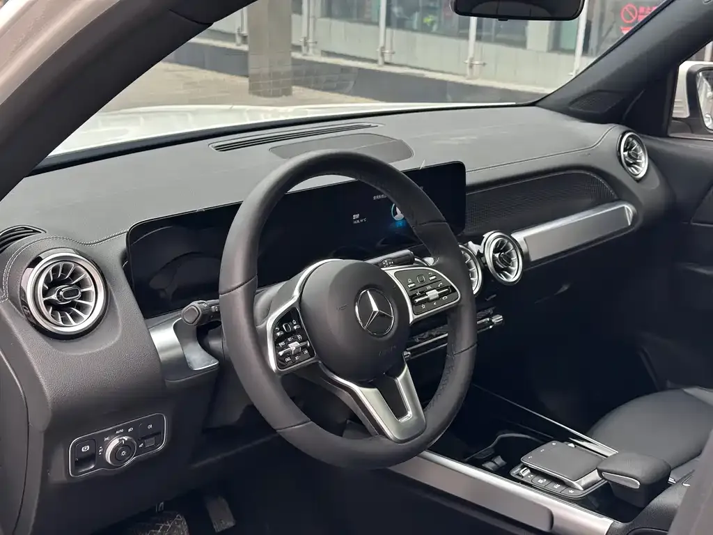 Mercedes-Benz GLB 2023 из CN, фото 10