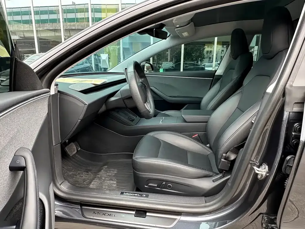 Tesla Model 3 2024 из CN, фото 4