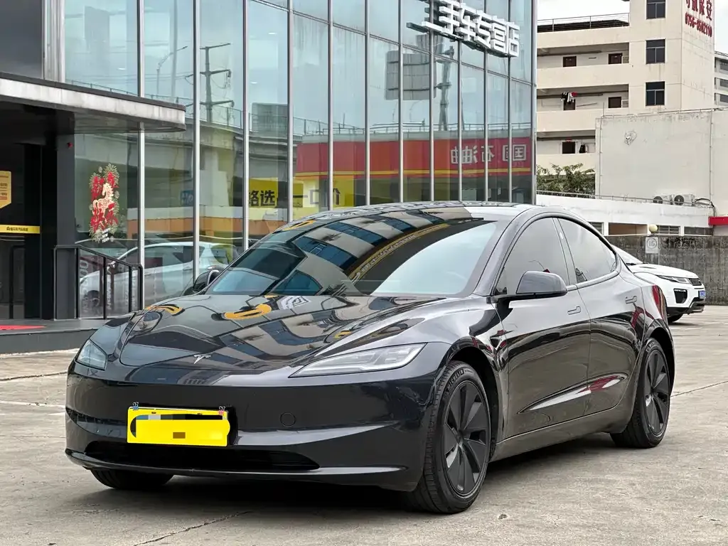 Tesla Model 3 2024 из CN, фото 5