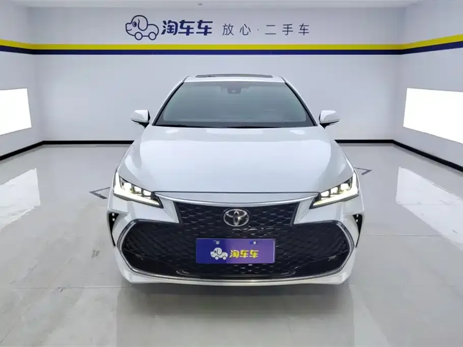 Toyota Avalon 2023 из CN, фото 2