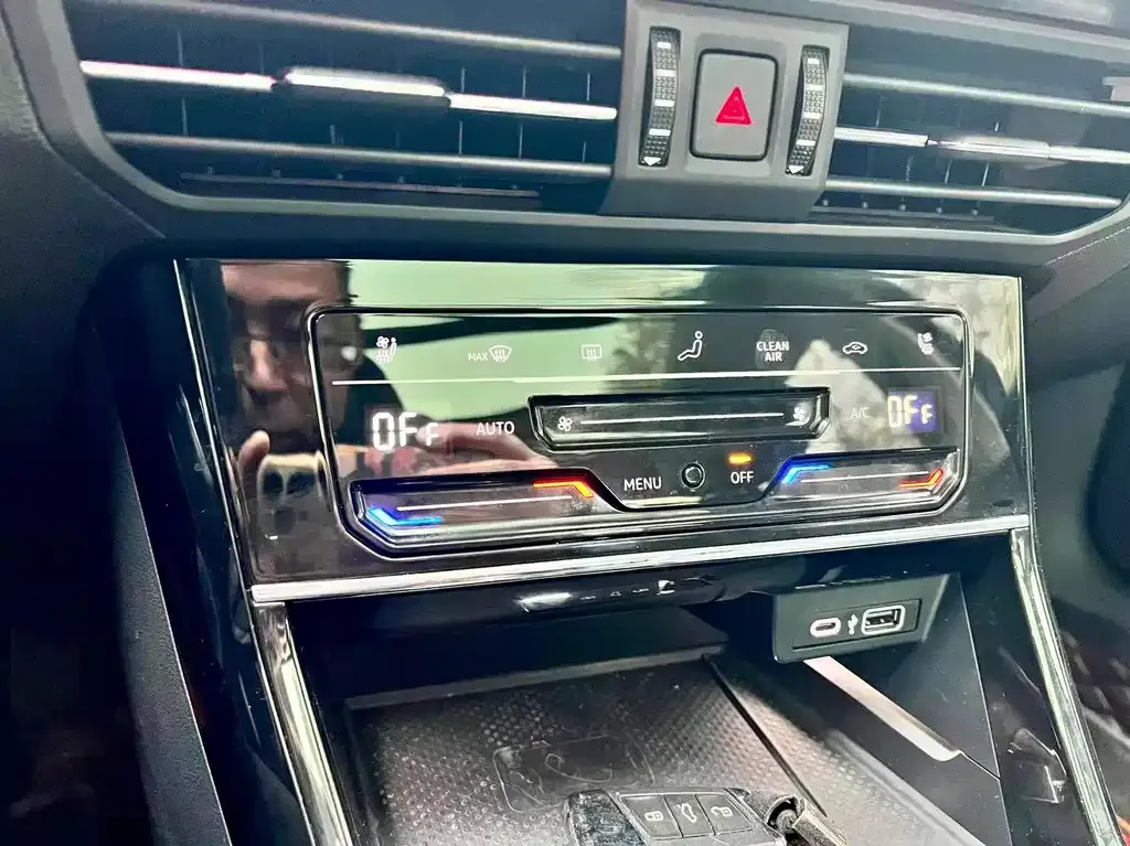 Volkswagen Passat 2022 из CN, фото 9