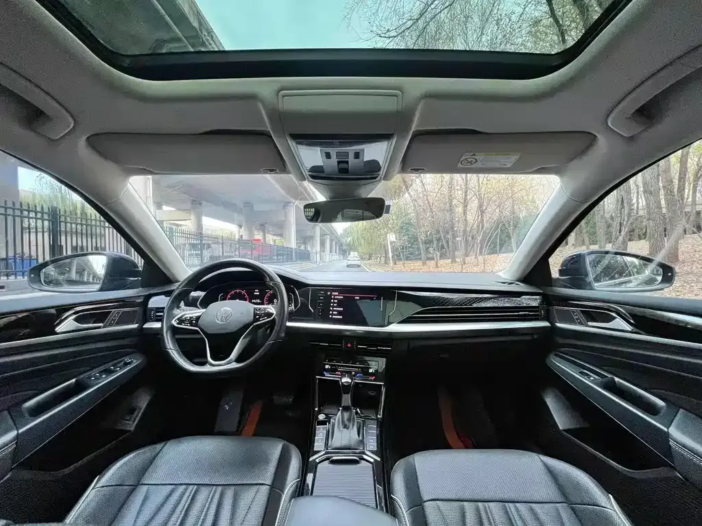 Volkswagen Passat 2022 из CN, фото 3