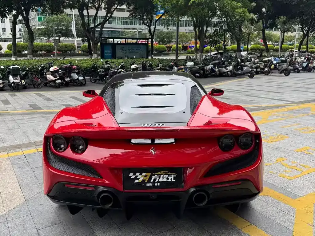 Ferrari F8 2022 из CN, фото 6