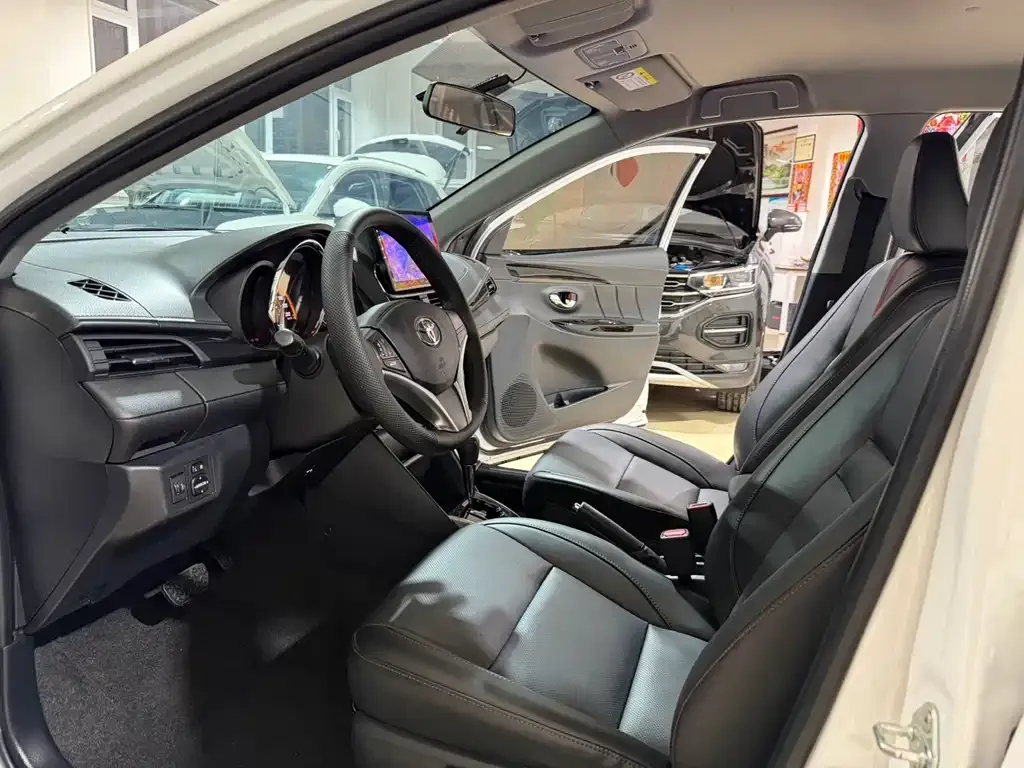 Toyota Yaris L 2022 из CN, фото 5