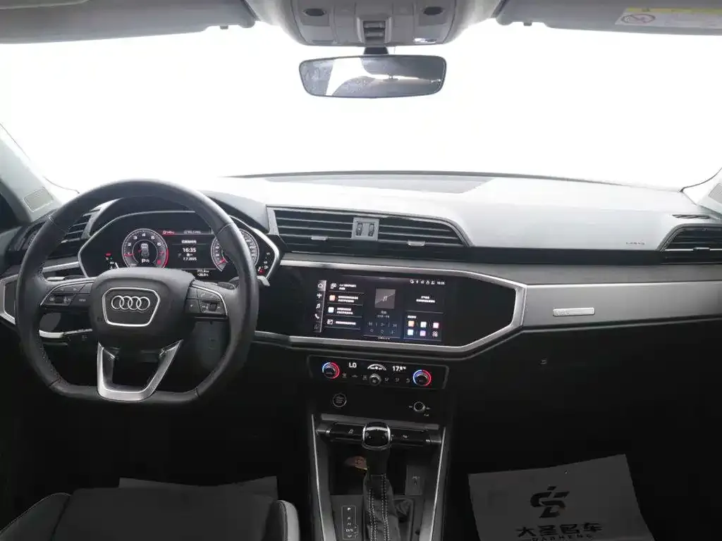 Audi Q3 2023 из CN, фото 6