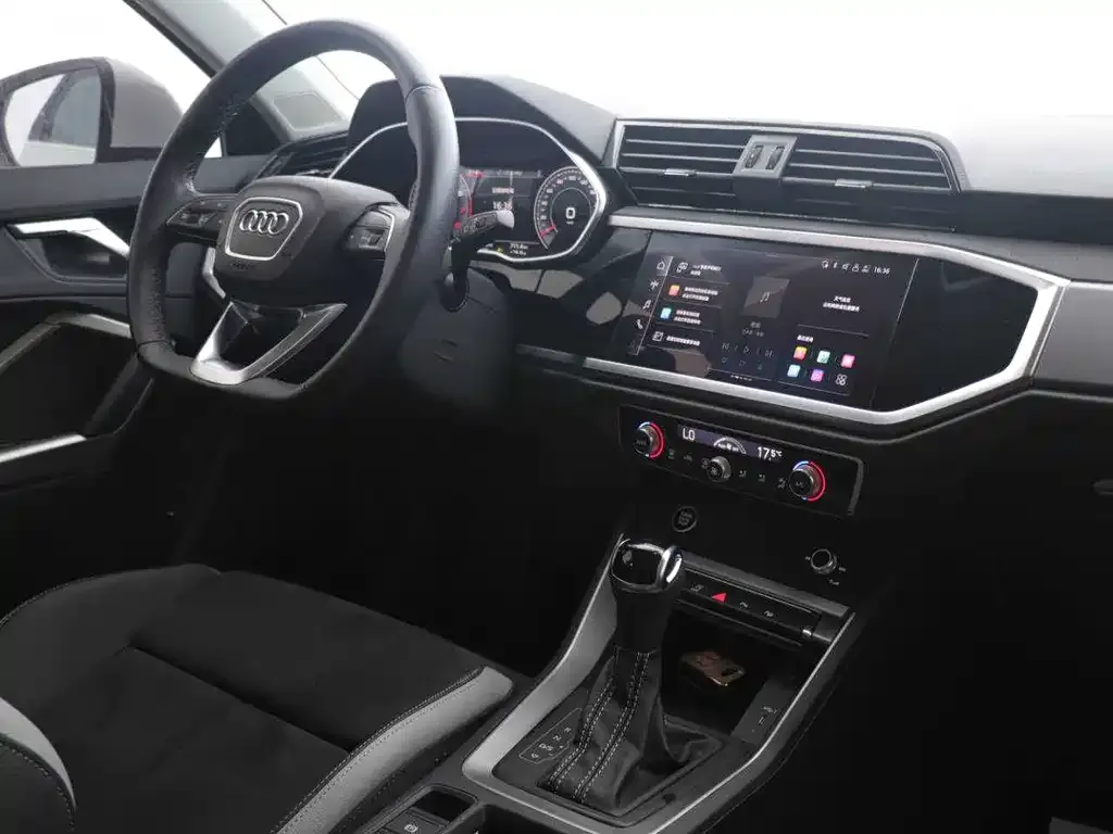 Audi Q3 2023 из CN, фото 8