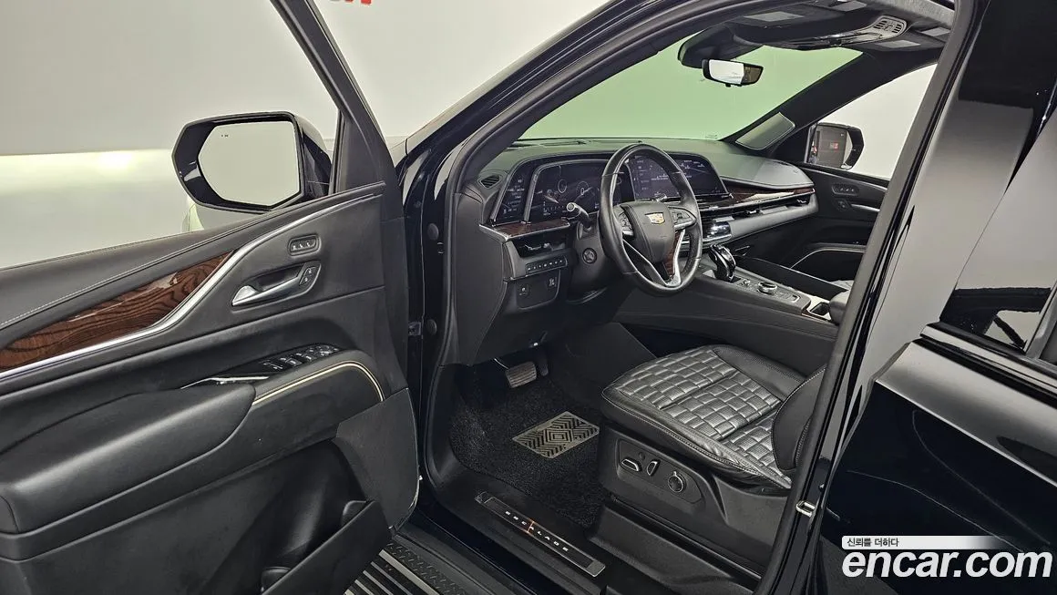 Cadillac Escalade 2023 из KR, фото 8