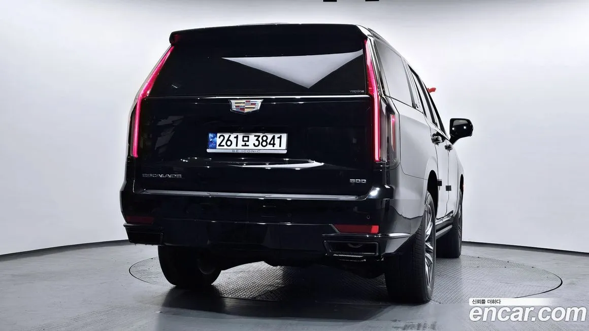 Cadillac Escalade 2023 из KR, фото 3