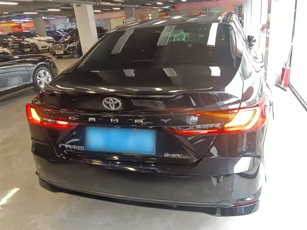 Toyota Camry 2024 из CN, фото 4