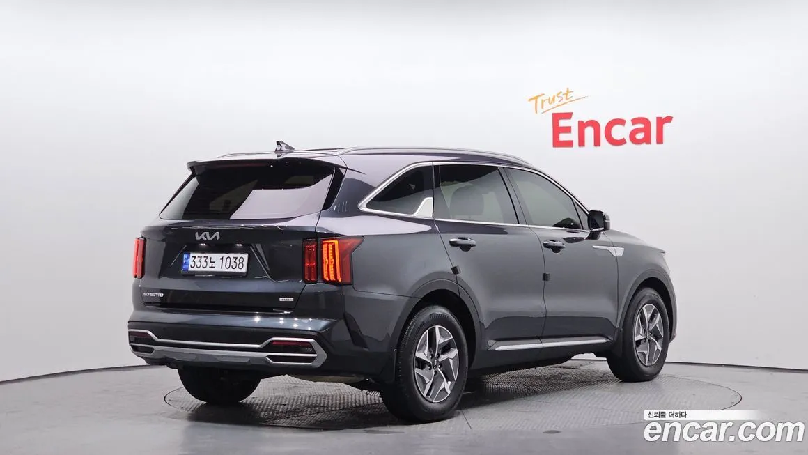 Kia Sorento 2023 из KR, фото 2