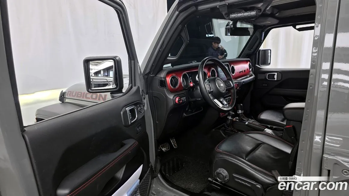 Jeep Wrangler 2022 из KR, фото 4