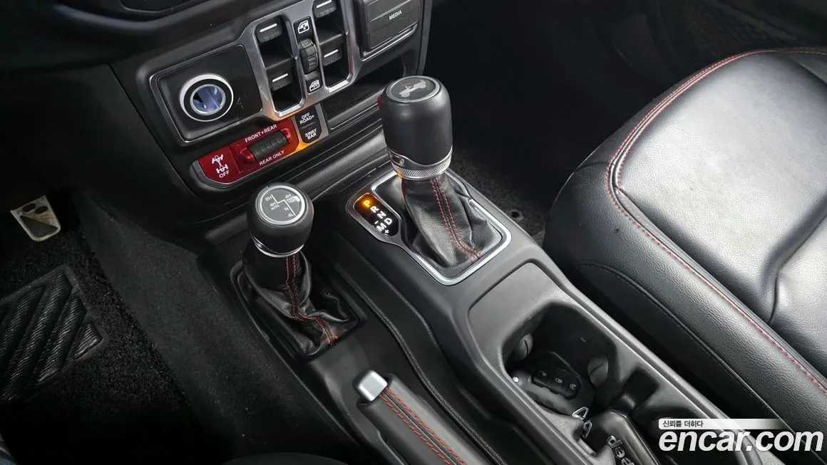 Jeep Wrangler 2022 из KR, фото 6