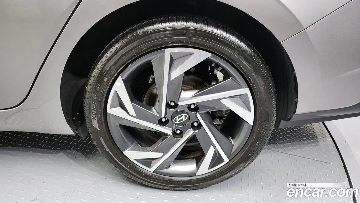 Hyundai AVANTE 2024 из KR, фото 10