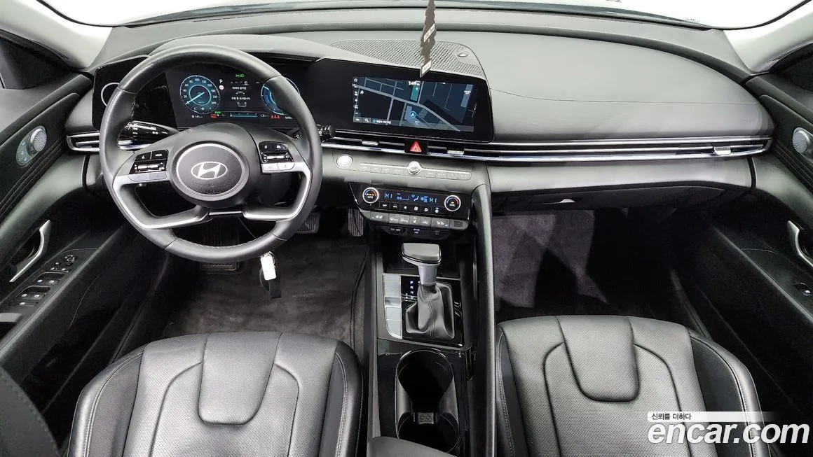 Hyundai AVANTE 2024 из KR, фото 2
