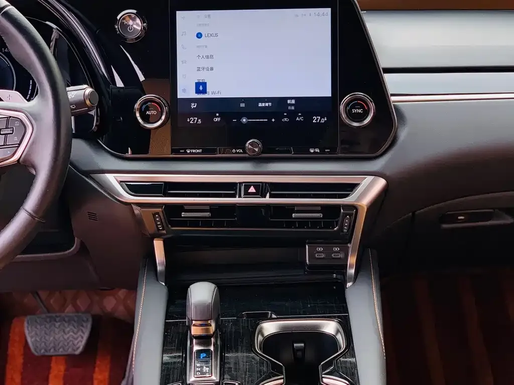 Lexus RX 2023 из CN, фото 3
