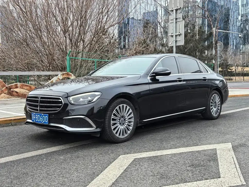 Mercedes-Benz E-Class 2023 из CN, фото 1
