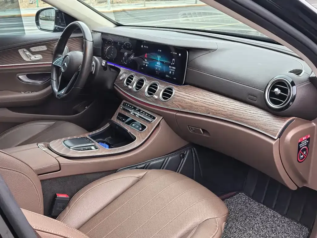 Mercedes-Benz E-Class 2023 из CN, фото 4