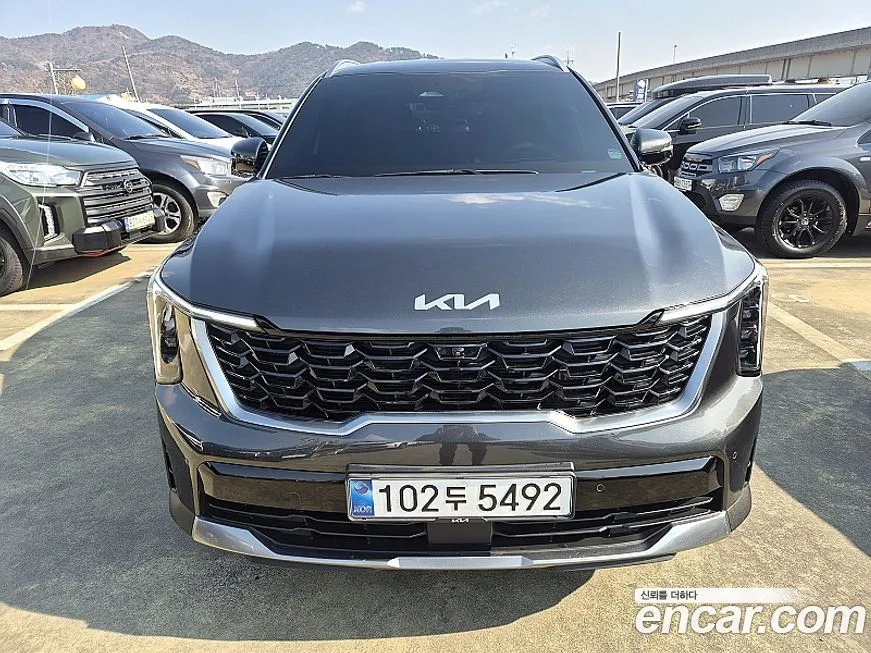 Kia Sorento — фото 7