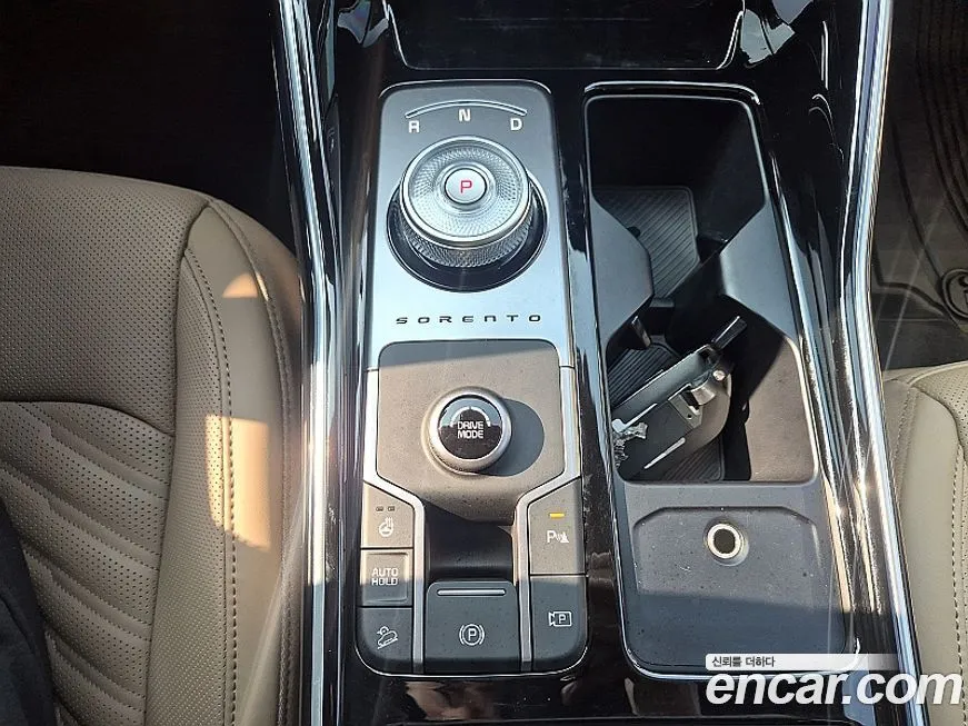 Kia Sorento — фото 9