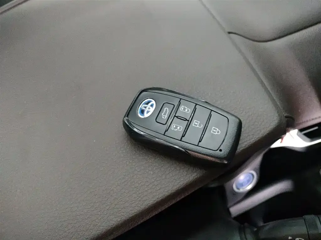 Toyota Sienna 2022 из CN, фото 7