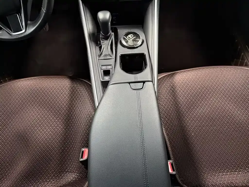 Toyota Avalon 2023 из CN, фото 10