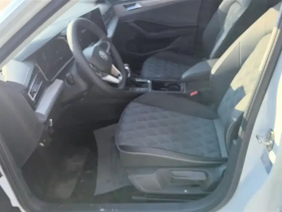 Volkswagen Sagitar 2023 из CN, фото 2