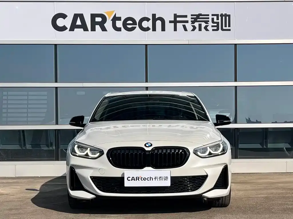 BMW 1 Series 2022 из CN, фото 6