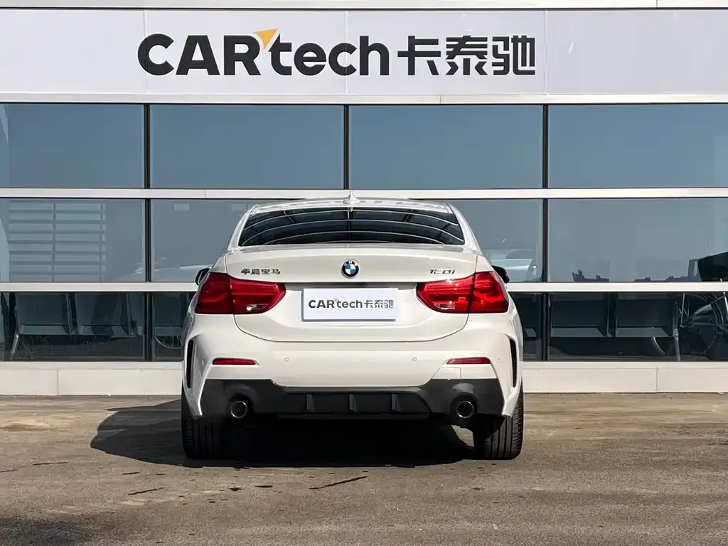 BMW 1 Series 2022 из CN, фото 9