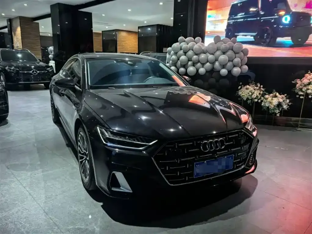 Audi A7L 2024 из CN, фото 10