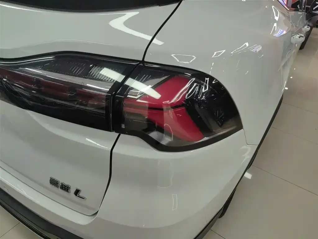 Geely Haoyue L 2024 из CN, фото 7