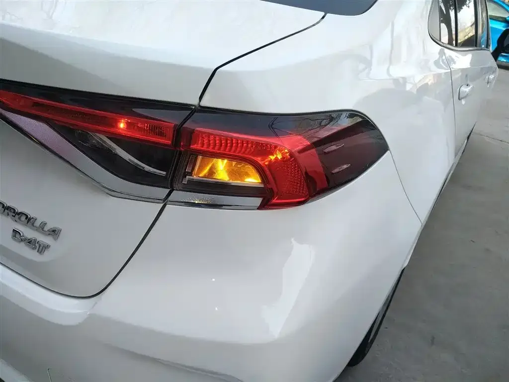 Toyota Corolla 2021 из CN, фото 7