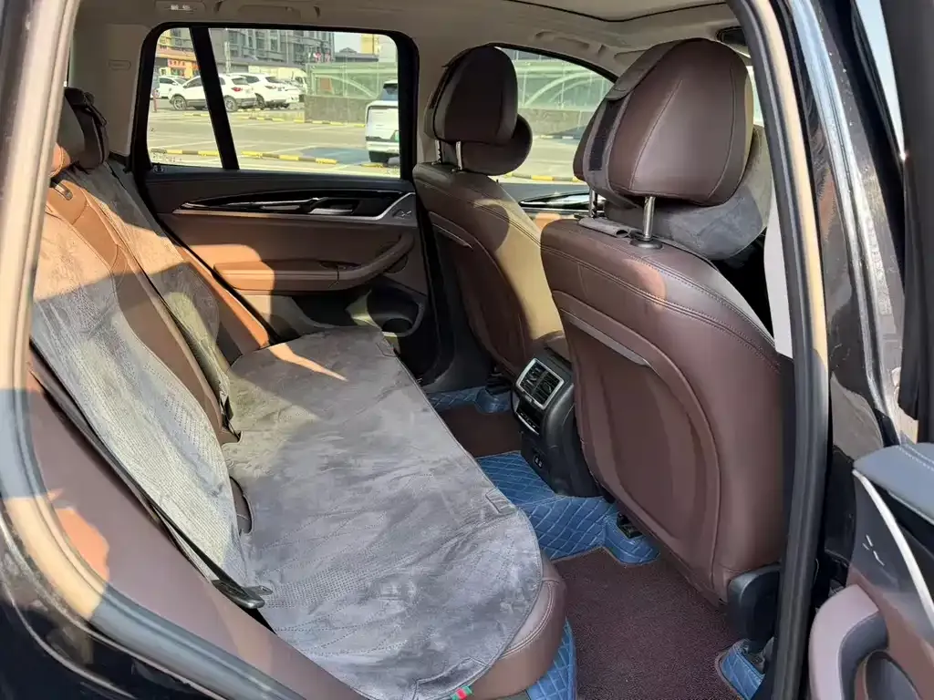 BMW X3 2024 из CN, фото 9