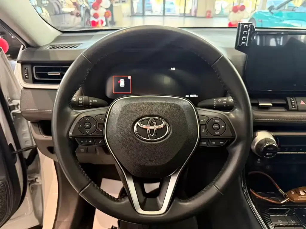 Toyota Wildlander 2024 из CN, фото 7