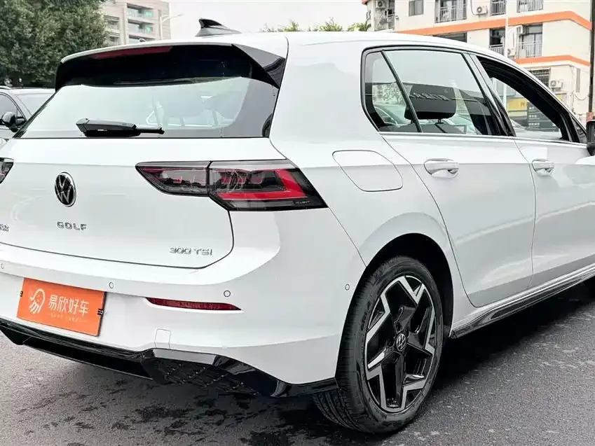 Volkswagen Golf 2025 из CN, фото 8