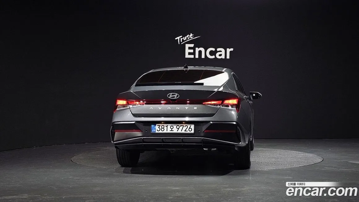 Hyundai AVANTE — фото 2