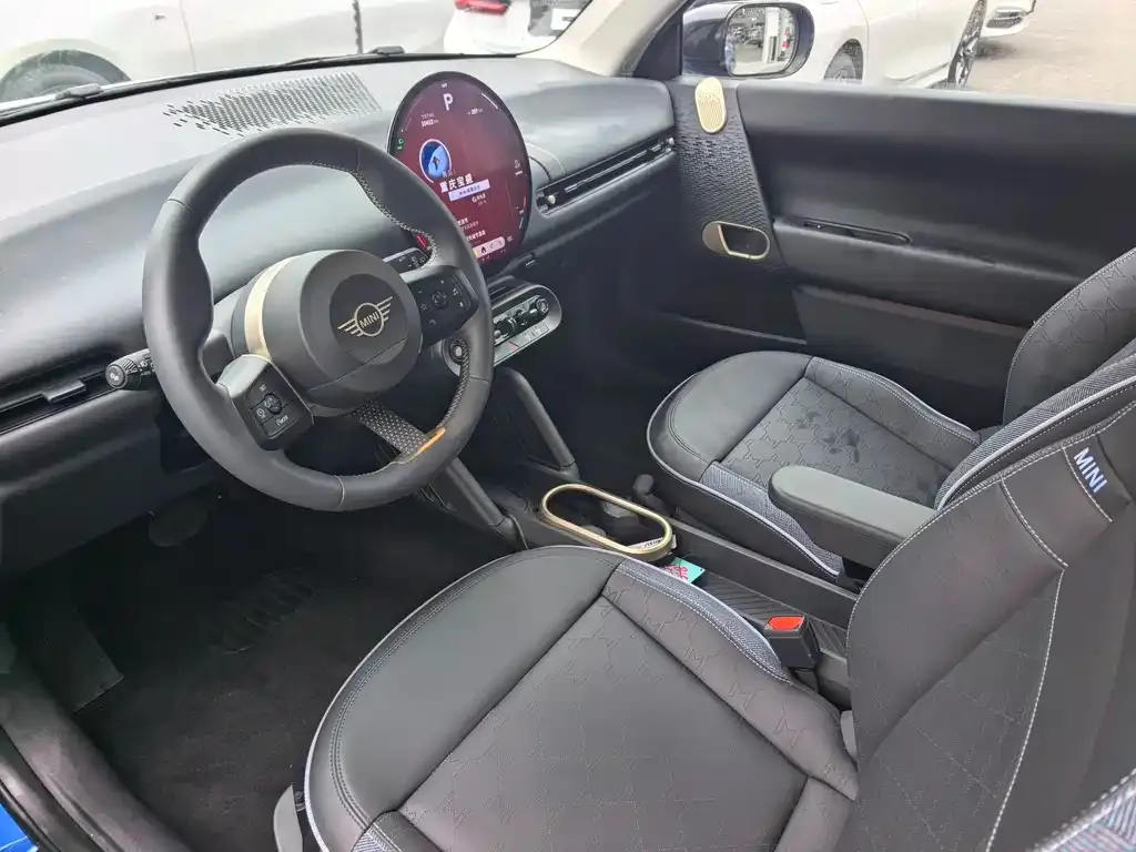 MINI Cooper EV 2024 из CN, фото 9