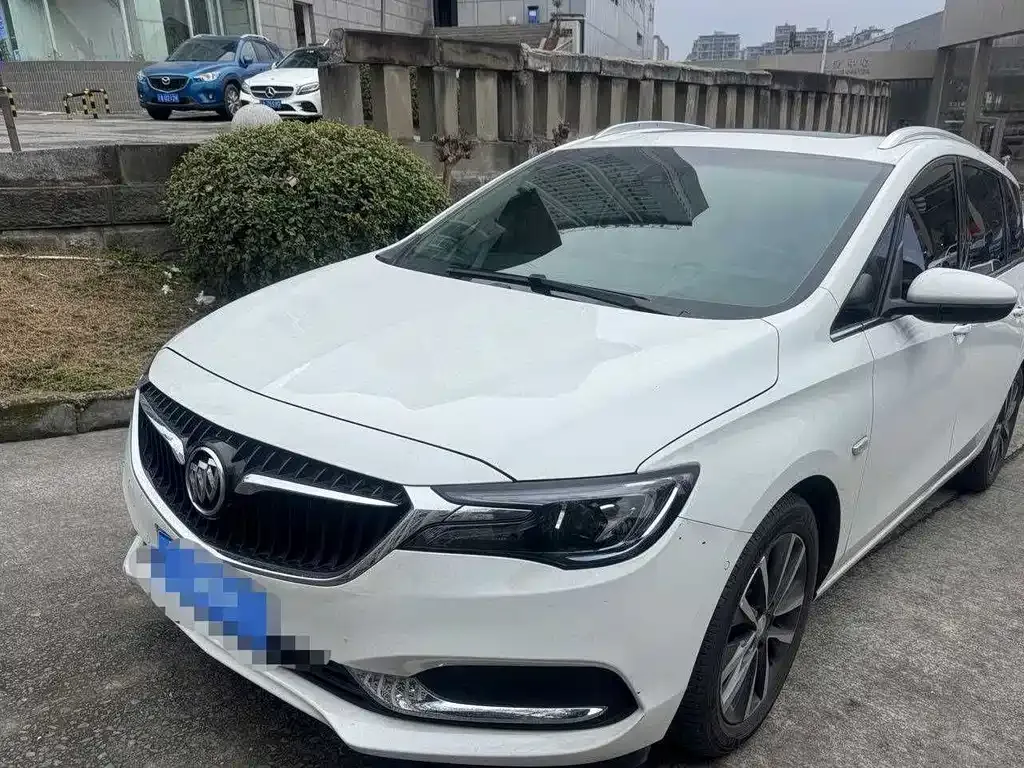 Buick GL6 2022 из CN, фото 1