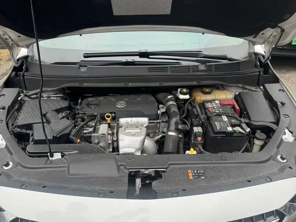 Buick GL6 2022 из CN, фото 8