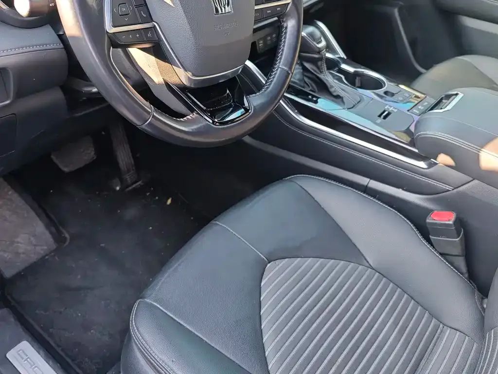 Toyota Crown Kluger 2021 из CN, фото 8