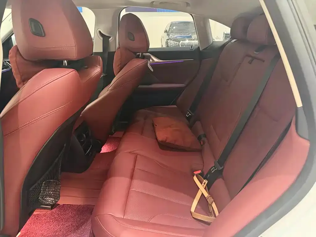BMW 4 Series 2022 из CN, фото 3