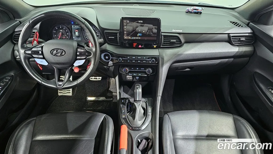 Hyundai Veloster — фото 9