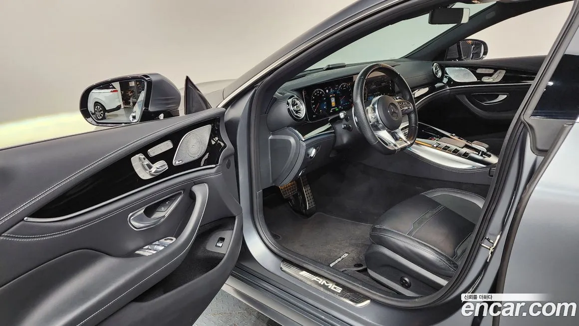 Mercedes-Benz AMG GT — фото 8