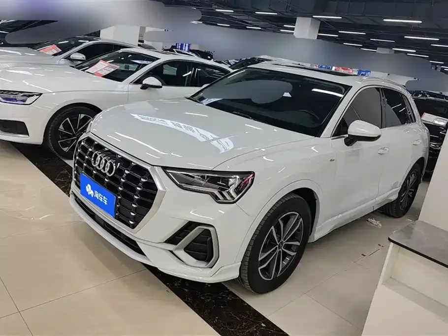 Audi Q3 2023 из CN, фото 1