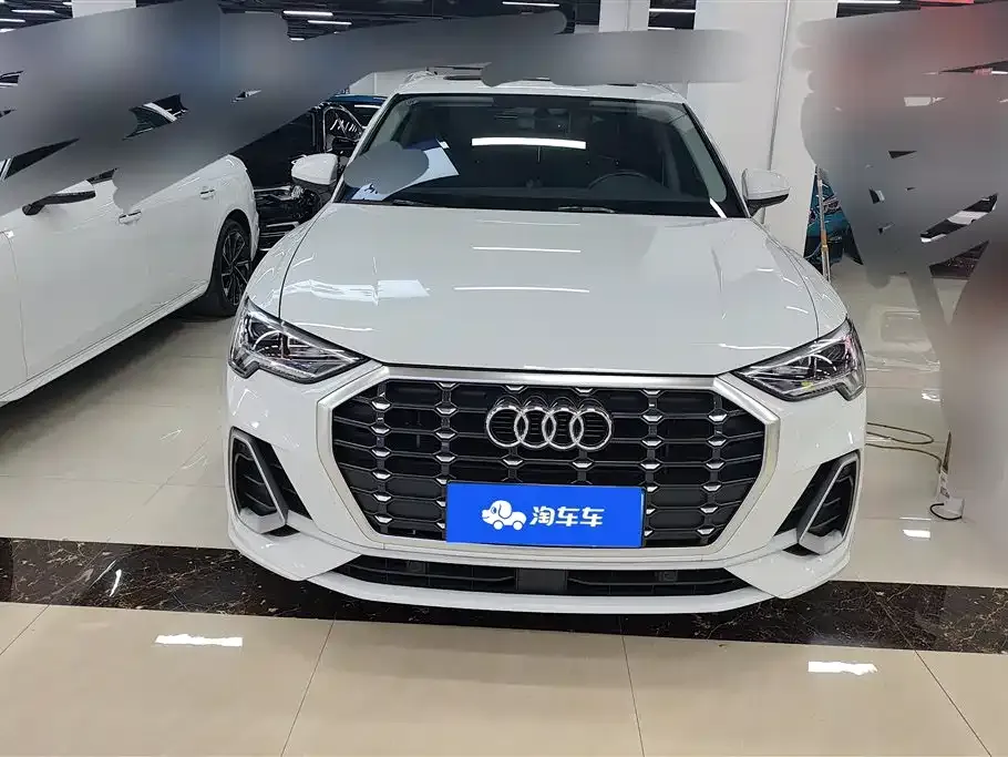 Audi Q3 2023 из CN, фото 8