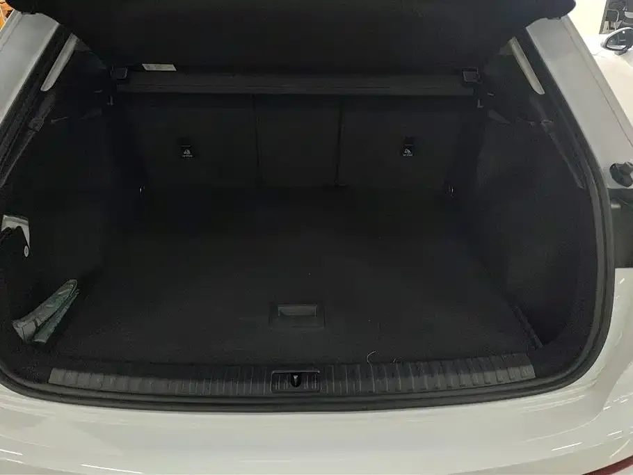 Audi Q3 2023 из CN, фото 5