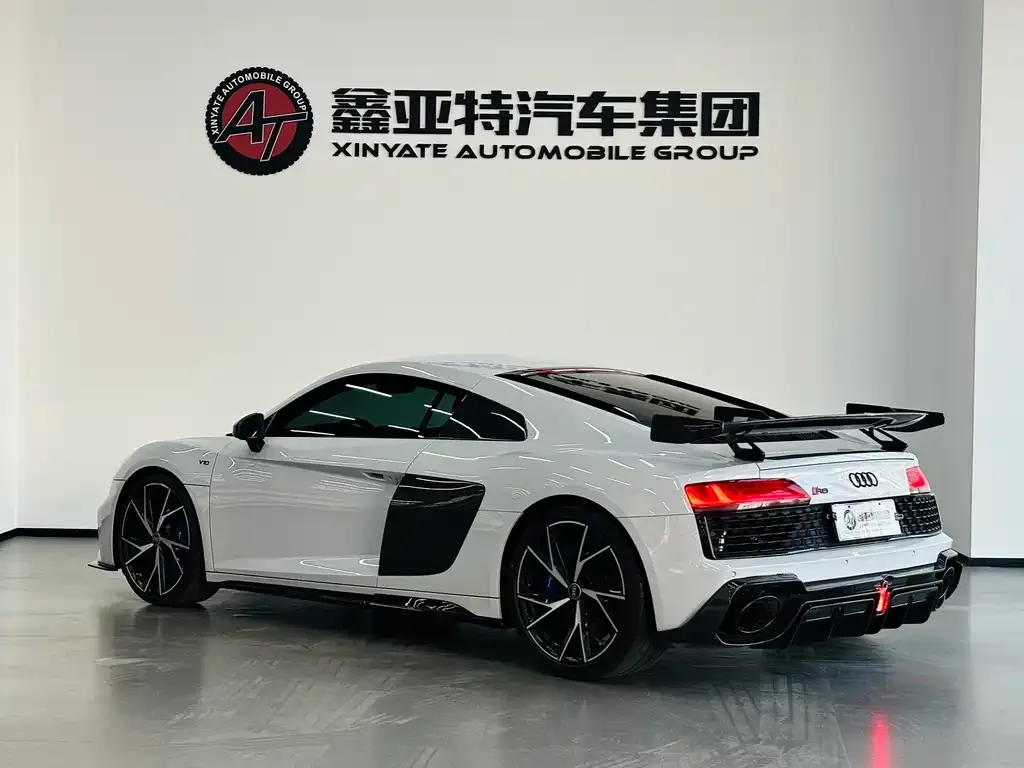 Audi R8 2023 из CN, фото 3